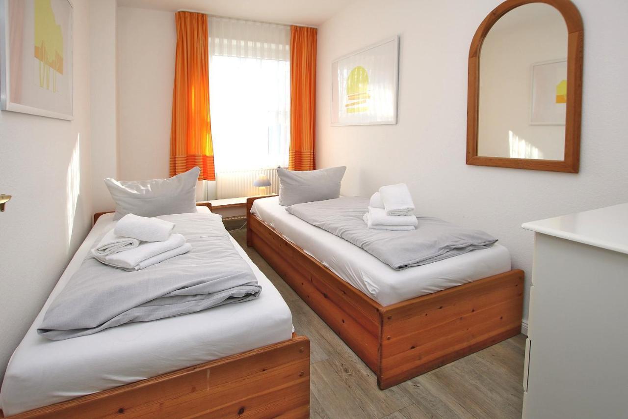 Waldstrasse 19A, Whg 22, Feriendomizil Am Suedstra Διαμέρισμα Wyk auf Föhr Εξωτερικό φωτογραφία